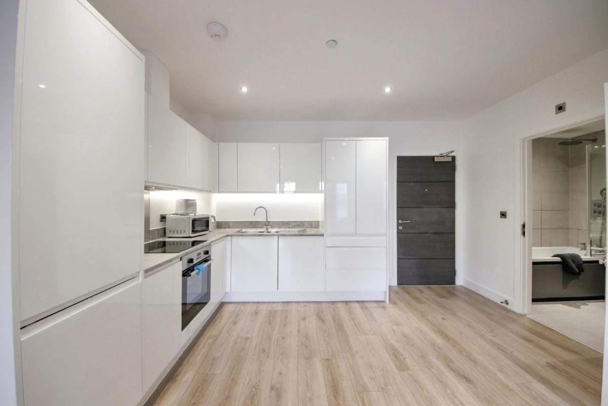 סוליהול Modern Comfort 1 Bed Apartment Broadoaks, Sulihull מראה חיצוני תמונה