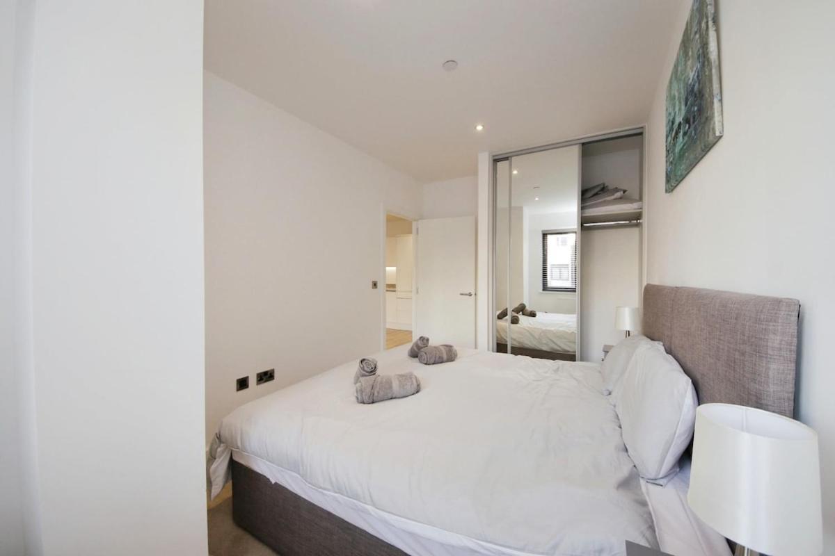 סוליהול Modern Comfort 1 Bed Apartment Broadoaks, Sulihull מראה חיצוני תמונה
